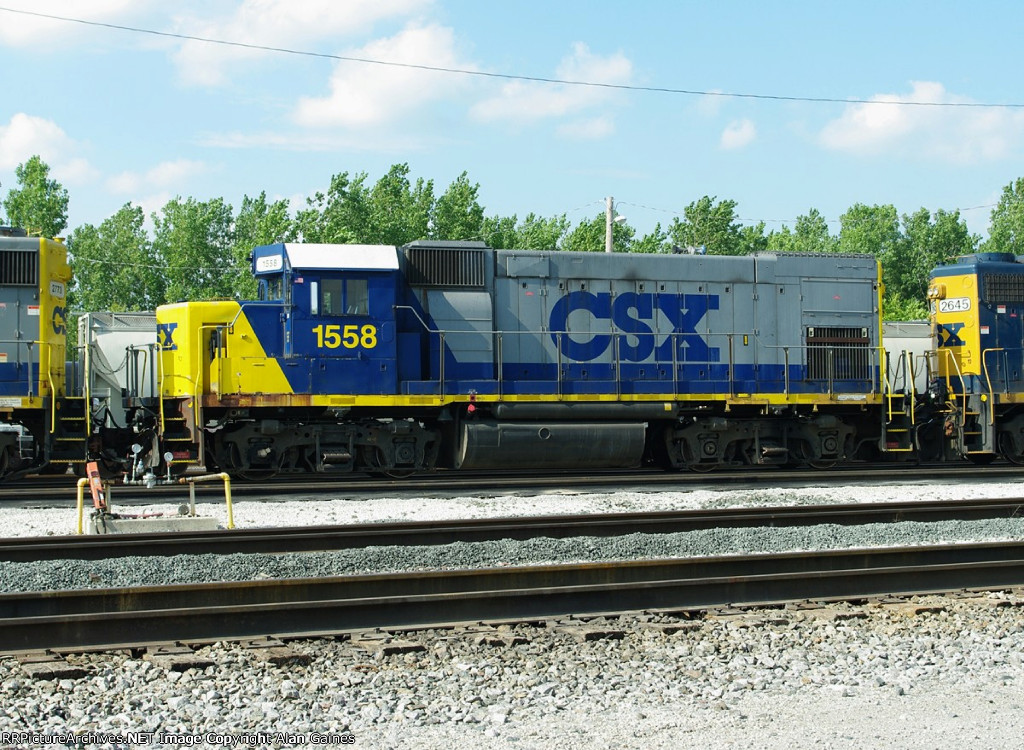 CSX 1558